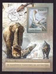 Guinea-Bissau, Prehistoric animals, 2012, 1 stamp